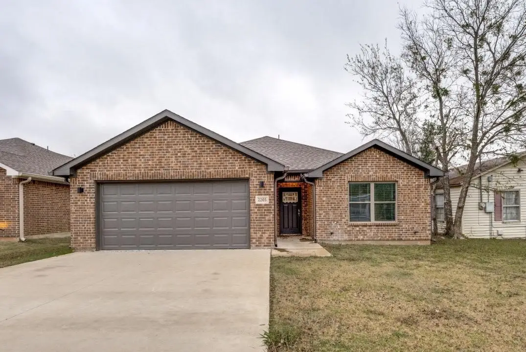 2205 N Hickory Street, Sherman, TX 75092 - Image #1