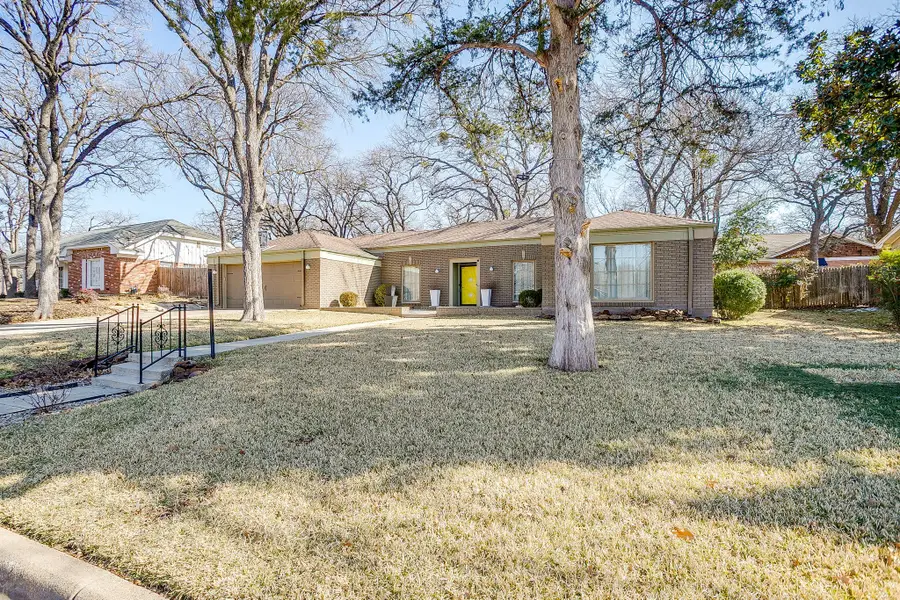 1705 Watson Street, Fort Worth, TX 76103 - Image #2