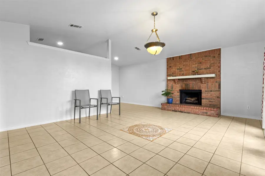 9957 Cedar Mountain Circle, Dallas, TX 75217 - #2