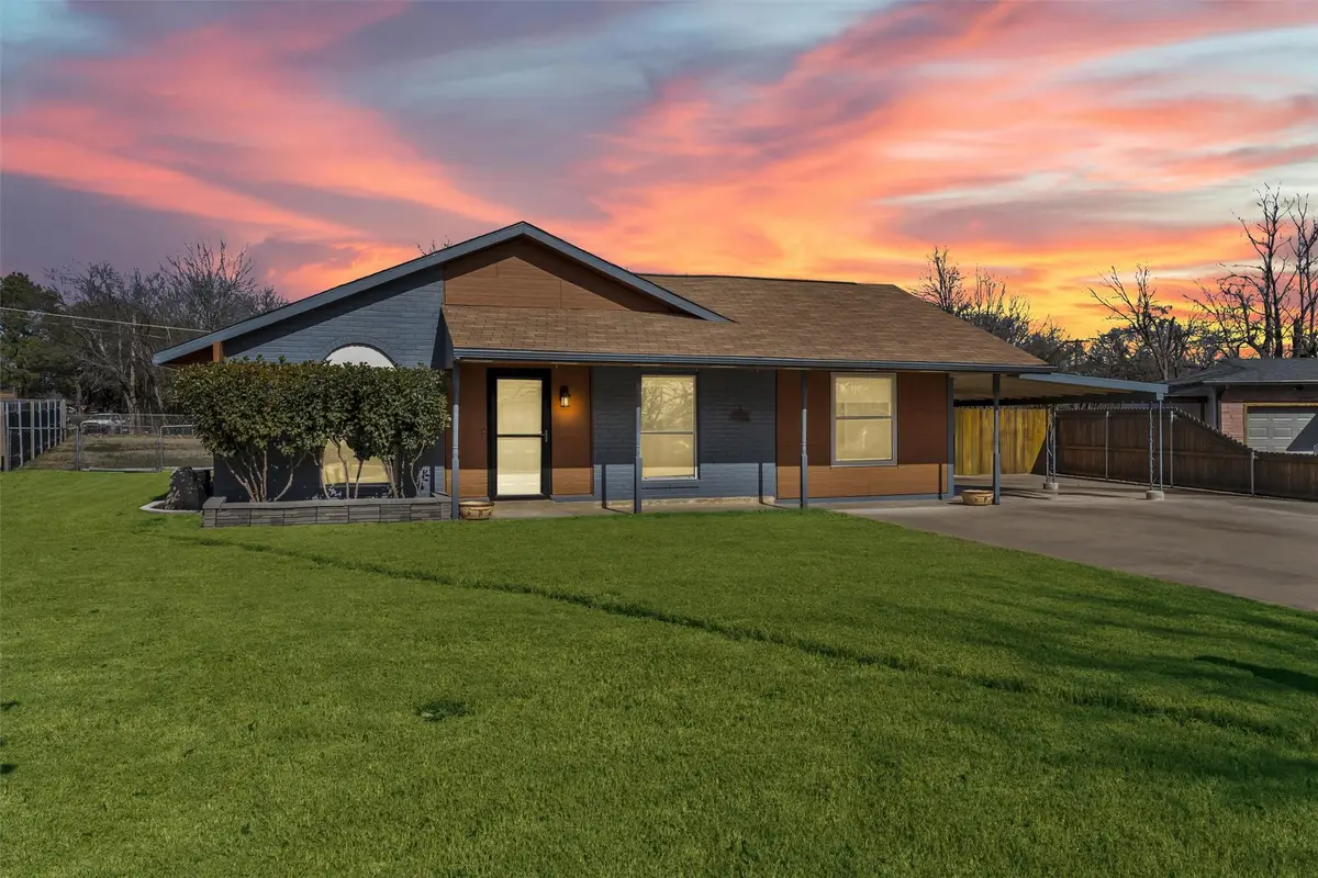 119 Kessler Drive, Granbury, TX 76048 - Image #1