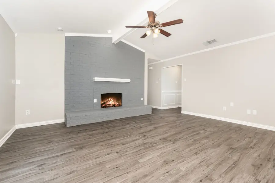 1724 Saint James Drive, Carrollton, TX 75007 - Image #3