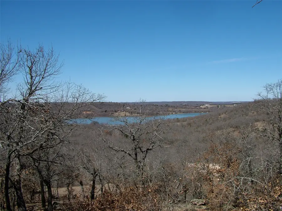 401 Mountain View Court, Sunset, TX 76270 - Image #2