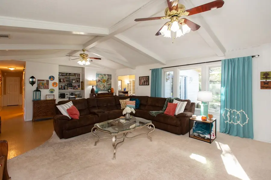 904 Clifford Street, Athens, TX 75751 - #2