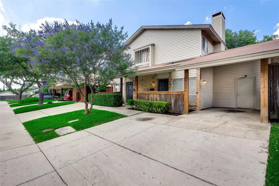 2611 Via Cordova, Carrollton, TX 75006 - Image #2