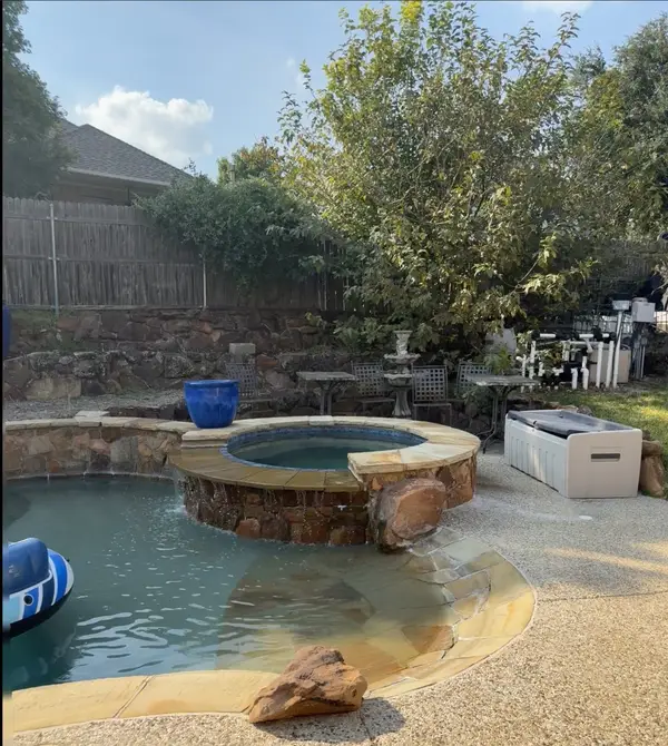 6113 Cliffbrook Drive, North Richland Hills, TX 76180