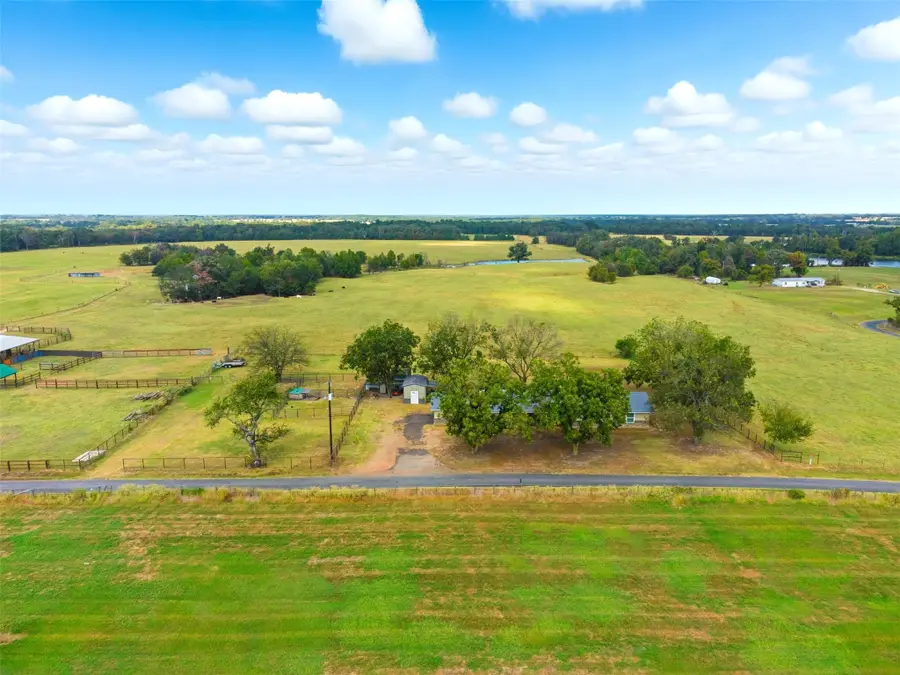 1742 County Road Sw 3055, Saltillo, TX 75478 - #2