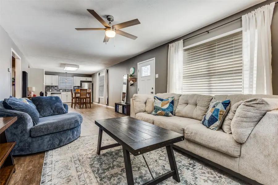 758 E Jefferson Street, Van Alstyne, TX 75495 - Image #3