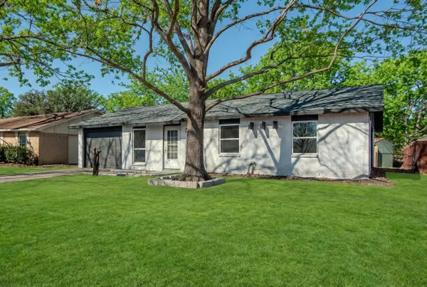 1913 Fairfield Drive, Plano, TX 75074