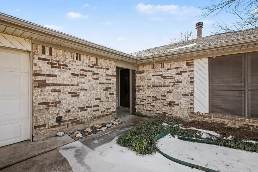 2316 Busch Drive, Arlington, TX 76014 - Image #2