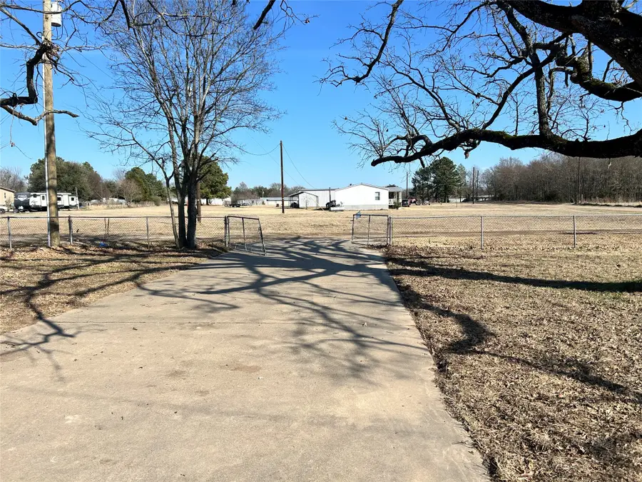 13601 Woodridge, Eustace, TX 75124 - Image #2