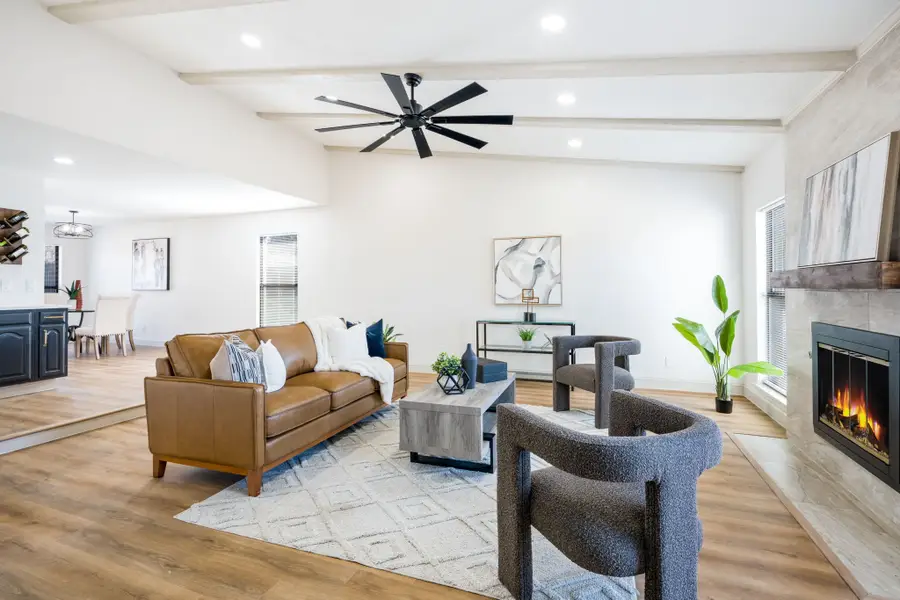 10706 Black Walnut Drive, Dallas, TX 75243 - Image #3