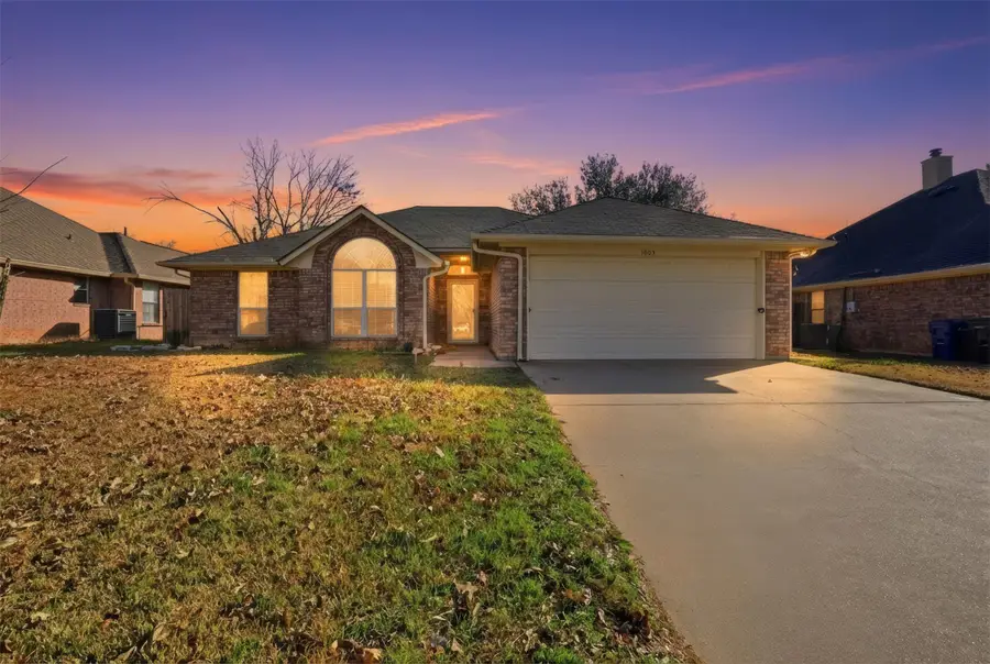 1025 Matthew Street, Burleson, TX 76028 - Image #3