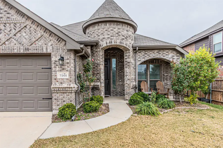 7201 Windy Ridge Drive, Fort Worth, TX 76123 - Image #2