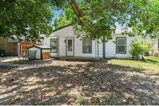 2221 Varsity Drive, Grand Prairie, TX 75051 - Image #2