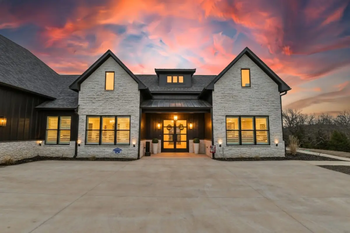 15887 County Road 436, Lindale, TX 75771 - Image #1