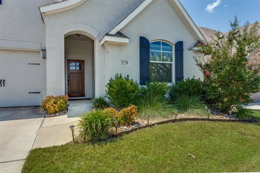 529 Inwood Street, Benbrook, TX 76126 - #2
