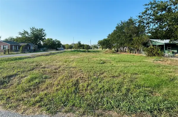 917 SE 13th Avenue, Mineral Wells, TX 76067
