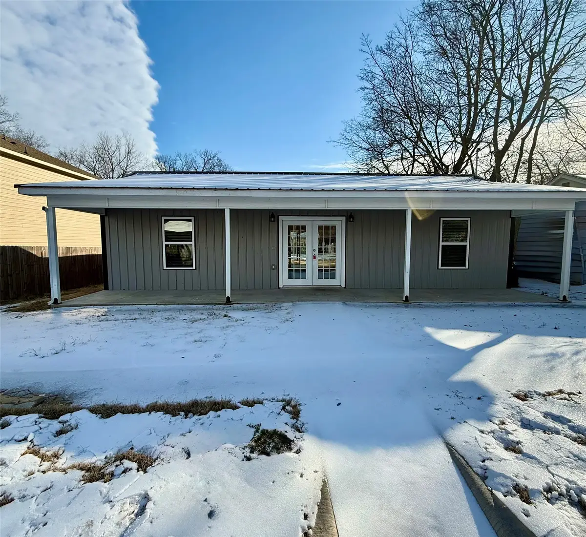 805 S 4th Street, Bonham, TX 75418 - Image #1