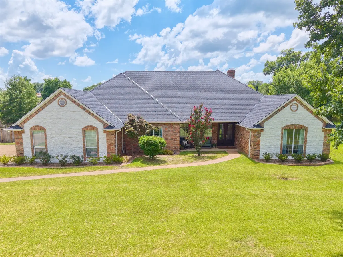 11228 Marsh Wren Circle, Flint, TX 75762 - Image #1