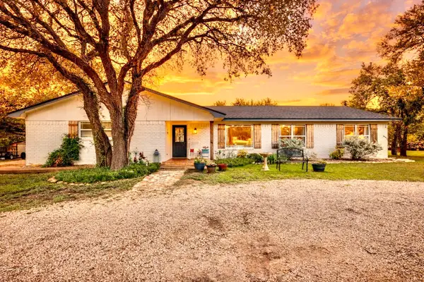 557 Rivercrest Road, Valley Mills, TX 76689