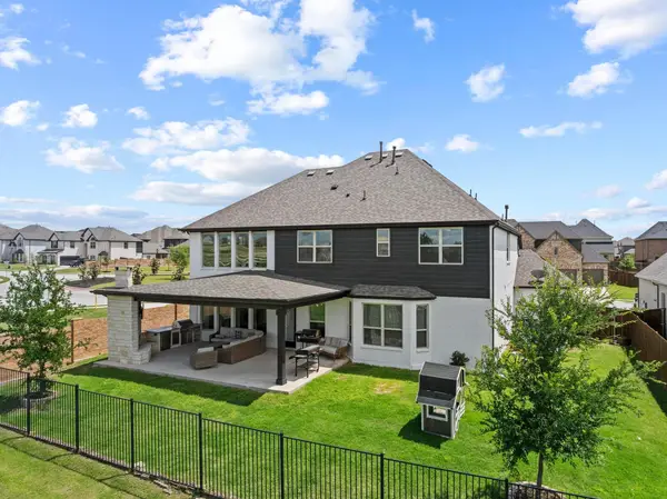 3204 Creek Meadow Drive, Anna, TX 75409