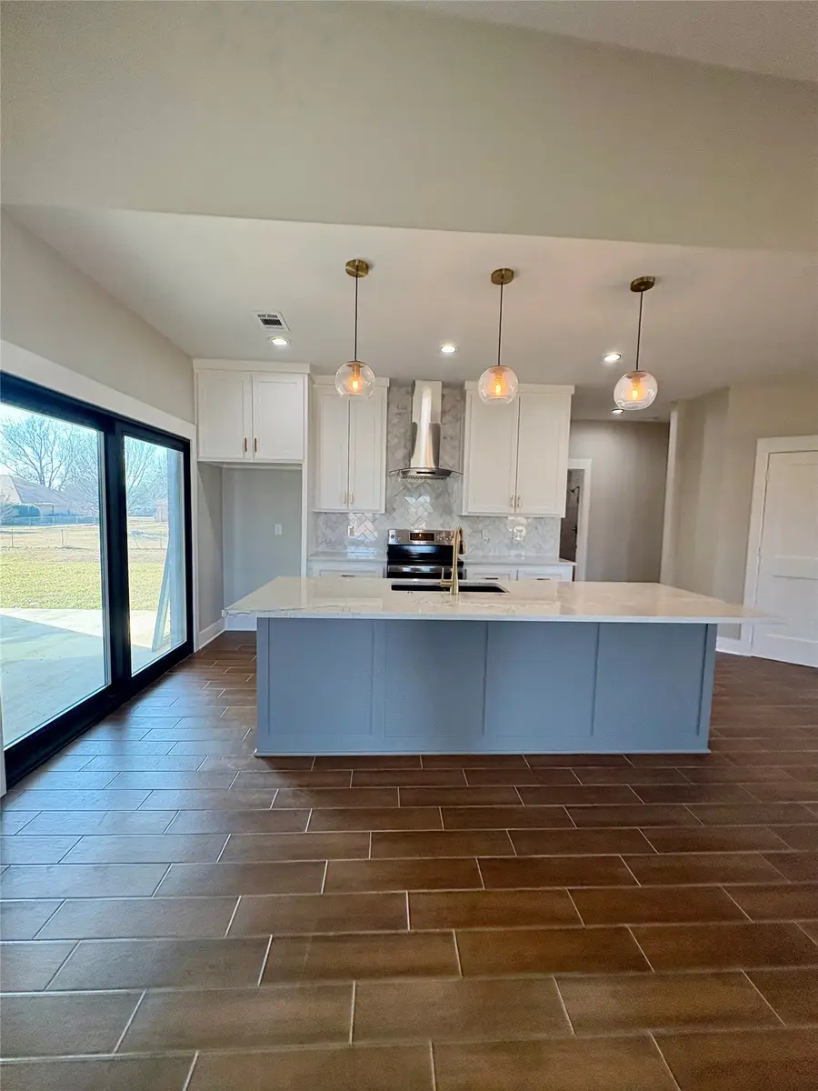 2713 Stone Briar Drive, Mount Pleasant, TX 75455 - Image #3