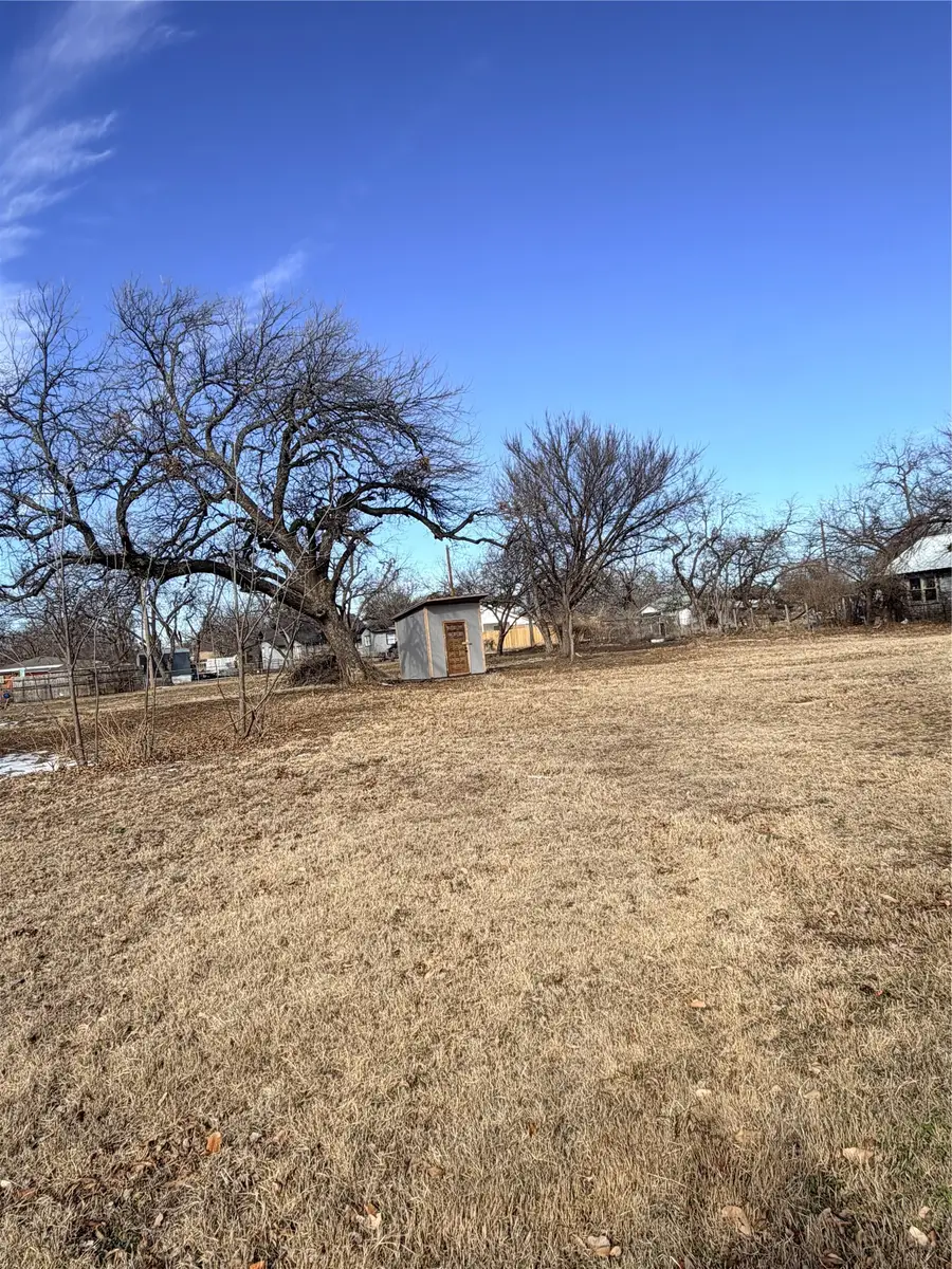 218 Cedar Street, Clyde, TX 79510 - Image #3