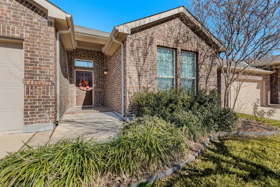 2457 Clay Creek Lane, Fort Worth, TX 76177 - Image #3