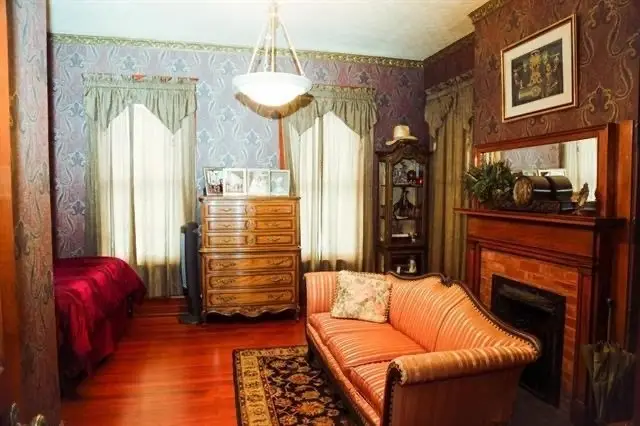 433 W Washington Street, Paris, TX 75460 - #3