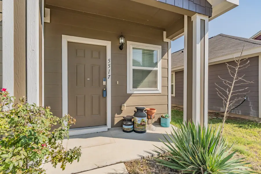 5517 Willamette Drive, Fort Worth, TX 76119 - Image #2