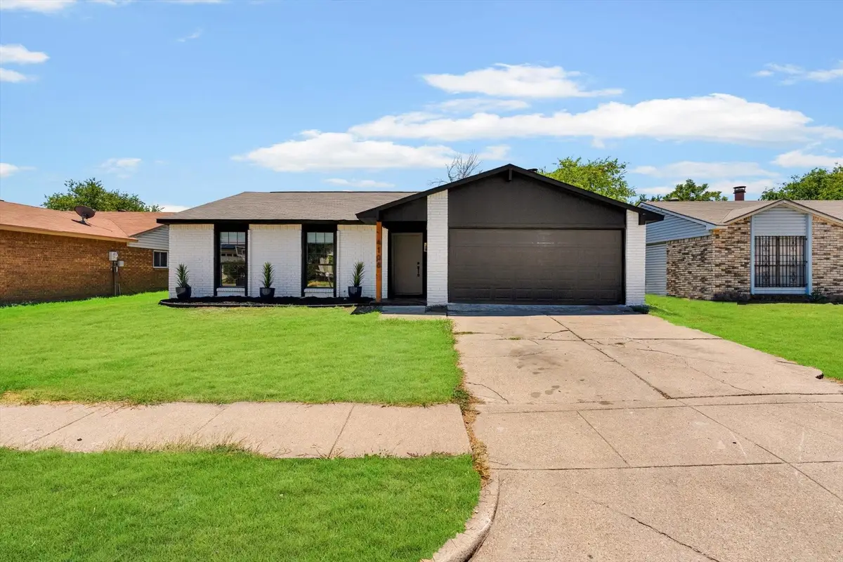 4108 Manzinita Street, Fort Worth, TX 76137 - Image #1