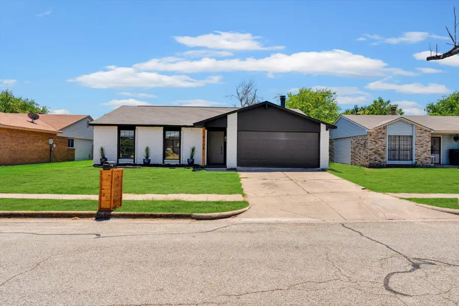 4108 Manzinita Street, Fort Worth, TX 76137 - Image #2