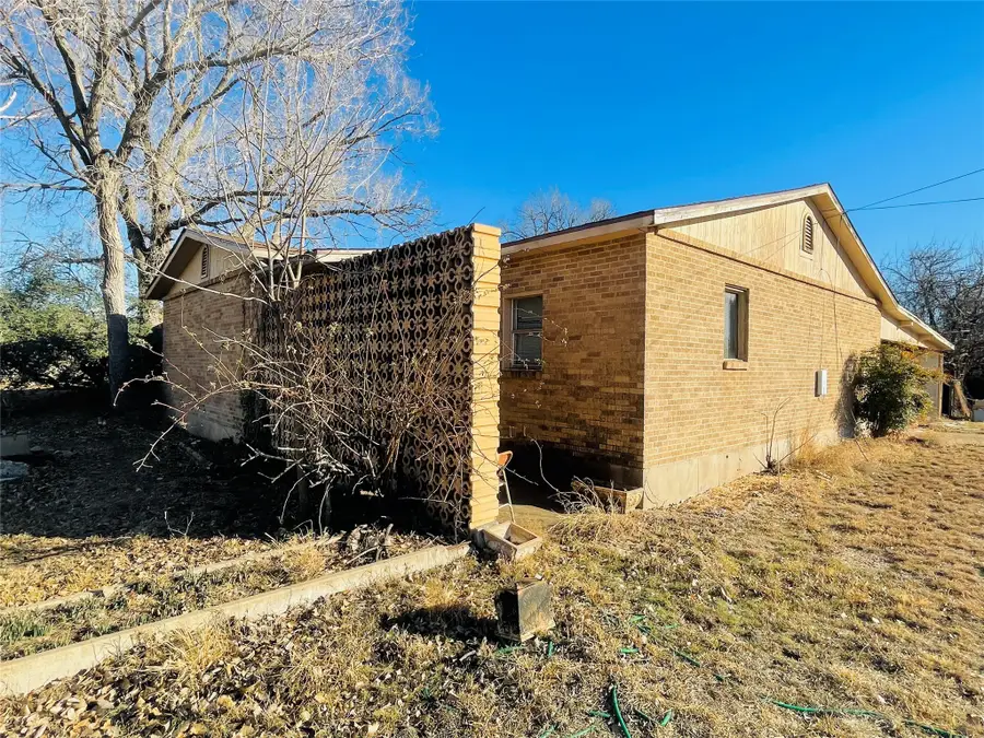 1005 S Access Road, Clyde, TX 79510 - Image #3