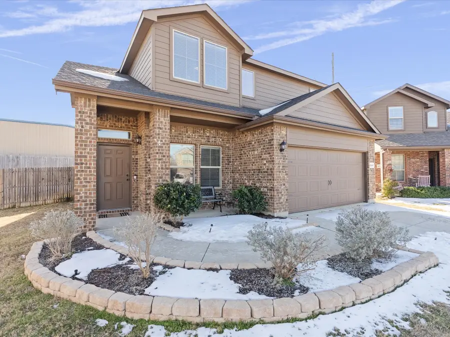 6349 Leaping Fawn Drive, Fort Worth, TX 76179 - Image #2