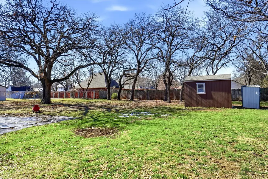 3205 Caddo Trail, Lake Worth, TX 76135 - #2