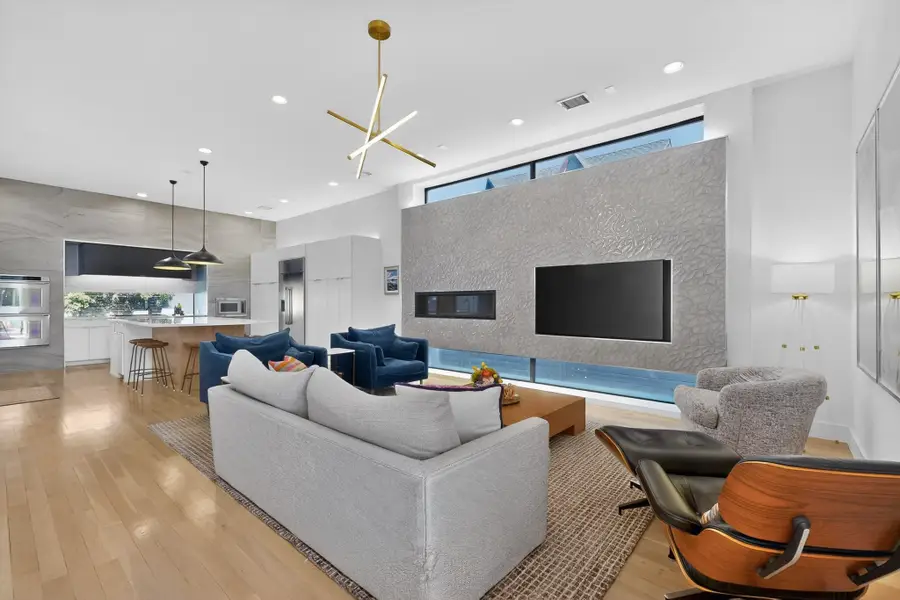 6915 Pasadena Avenue, Dallas, TX 75214 - #3