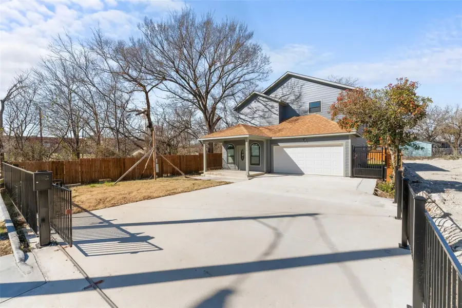 2211 E Ann Arbor Avenue, Dallas, TX 75216 - Image #2