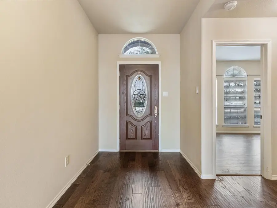 115 Holly Street, Waxahachie, TX 75165 - #2