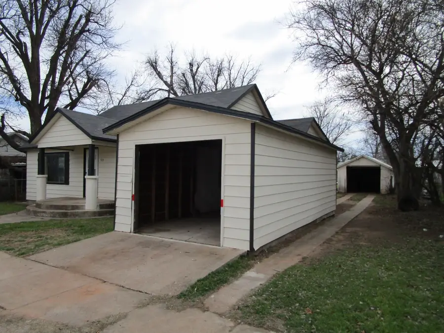 515 W Mclain Street, Seymour, TX 76380 - #3