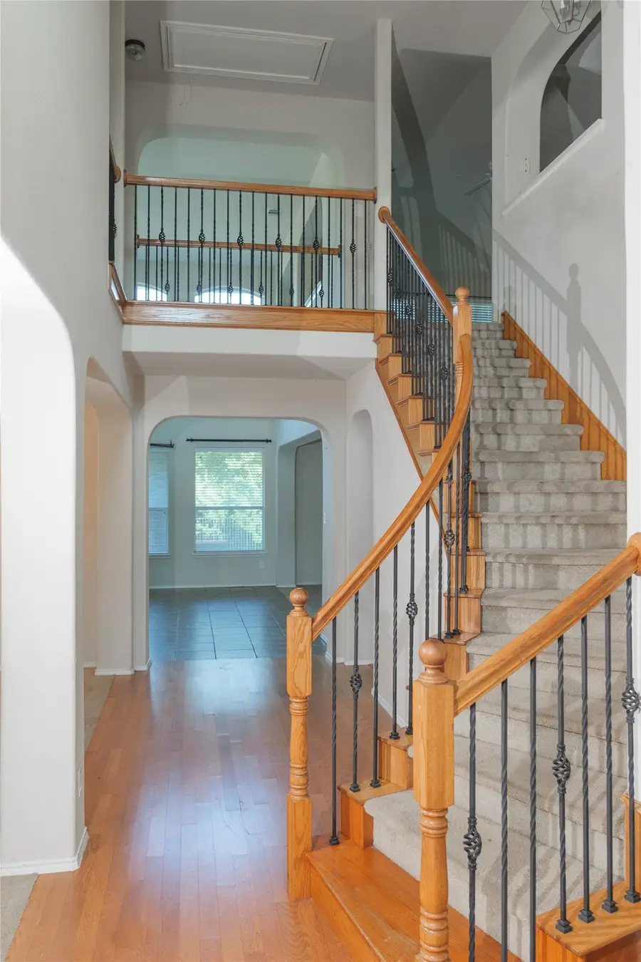 662 Oak Creek Drive, Cedar Hill, TX 75104 - #2