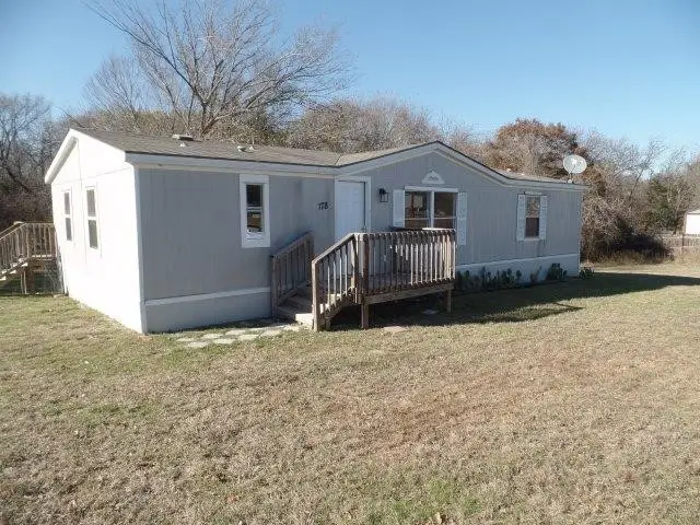 178 Valley Lake Lane, Springtown, TX 76082 - Image #1