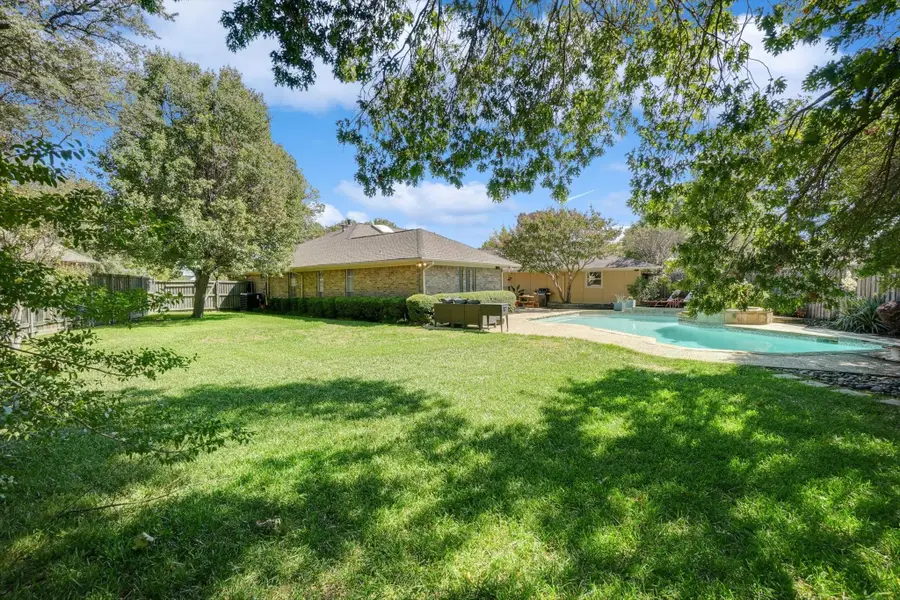 2712 Chamberlain Circle, Plano, TX 75023 - Image #3