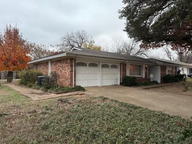 216 Bellvue Drive, Fort Worth, TX 76134 - Image #2