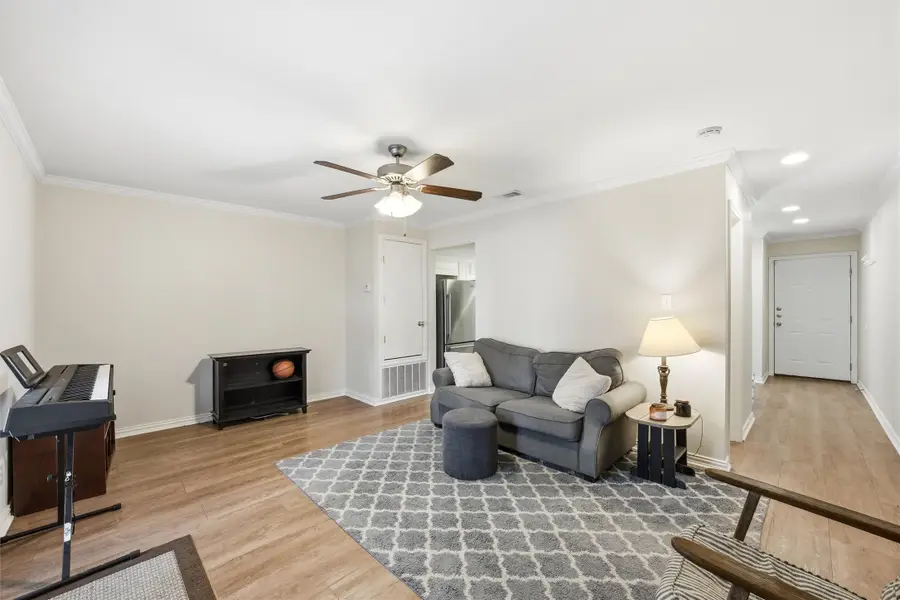 600 Bagby Avenue #7D, Waco, TX 76706 - Image #3