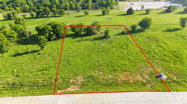 725 Sutton Lane, Copper Canyon, TX 76226