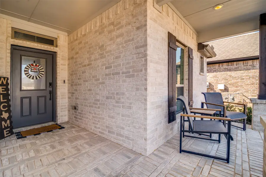 358 Chase Creek Drive, Lavon, TX 75166 - Image #2