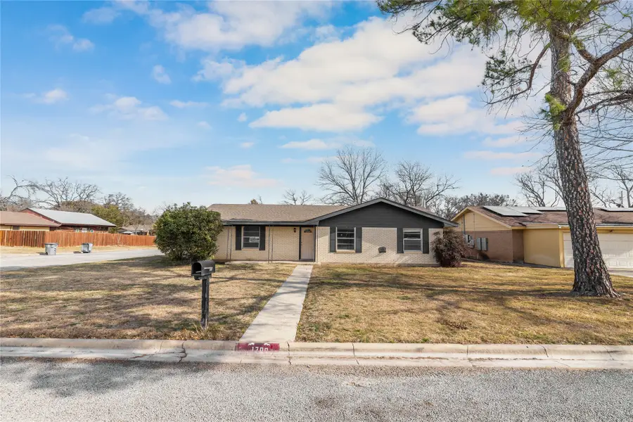 1700 18th Street, Brownwood, TX 76801 - #2