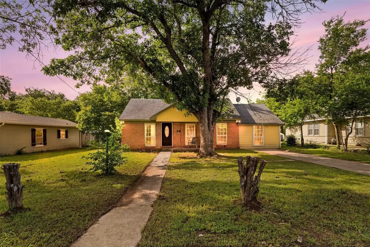 1126 W 7th Street, McGregor, TX 76657 - Image #1