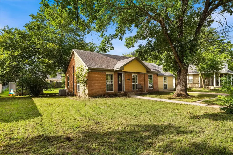 1126 W 7th Street, McGregor, TX 76657 - Image #3
