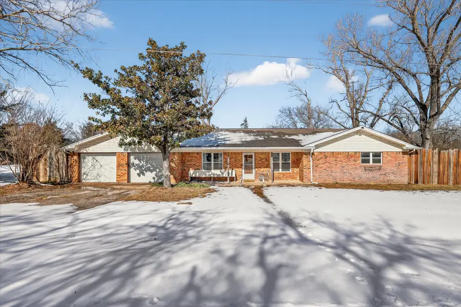 702 El Camino Real, Chico, TX 76431 - #3